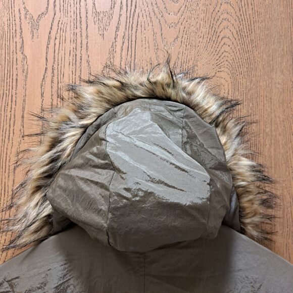 NEW Guess Grace Shiny Crinkle Nylon Parka Jacket Fur Trim Hood Size M Green - Picture 11 of 11